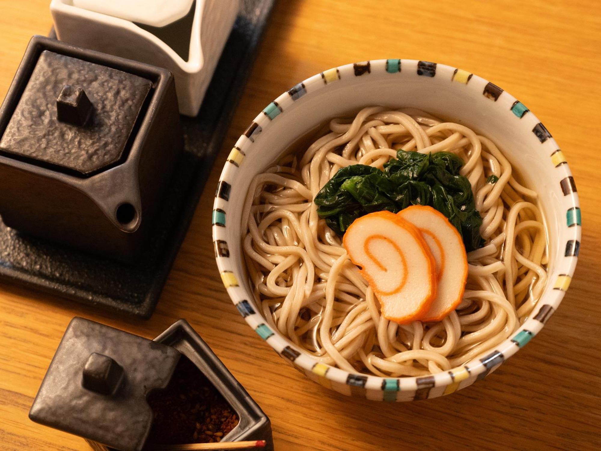 Uan Kanazawa Luaran gambar