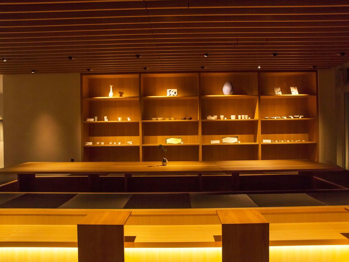 Uan Kanazawa Luaran gambar